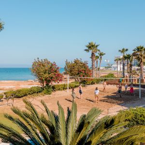 Hotel Louis Althea Beach