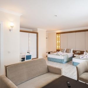 Hotel Concordia Celes Beach