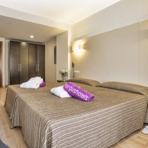 Hotel Fergus Espanya