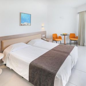 Hotel Vassos Nissi Plage