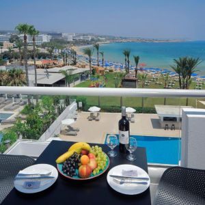 Okeanos Beach Boutique Hotel