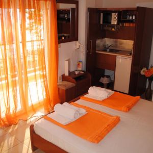 Hotel Pefkari Beach Studios