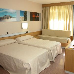 Hotel Gran Bali sau similar