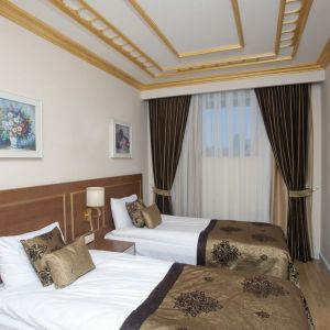 Hotel Crystal Palace Luxury Resort and Spa