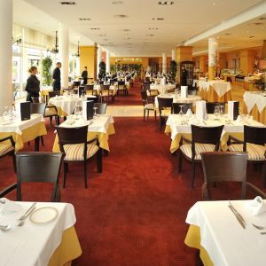 Grupotel Playa de Palma Suites and Spa