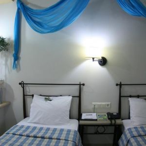 Hotel Golden Bay Apartments