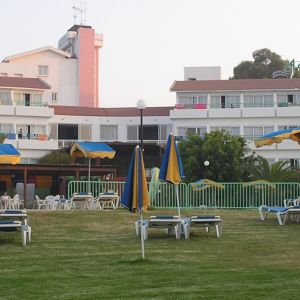 Hotel Adelais Bay