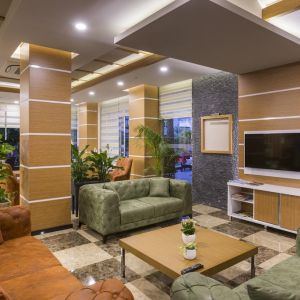 Hotel Lonicera City