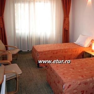 HOTEL MILA 35