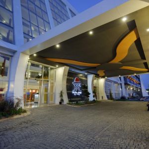 Hotel Senza The Inn Resort