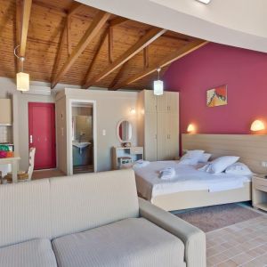 Hotel Rouda Bay