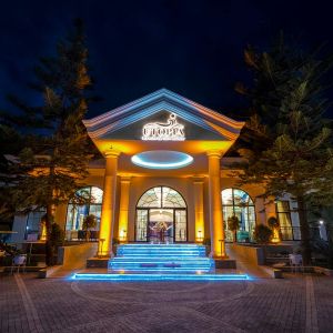 Hotel Utopia Resort and Residence