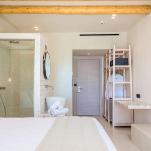 Gloria Maris Hotel