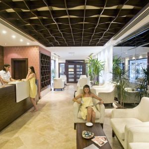 Hotel Crystal Sunrise Queen Luxury Resort and Spa