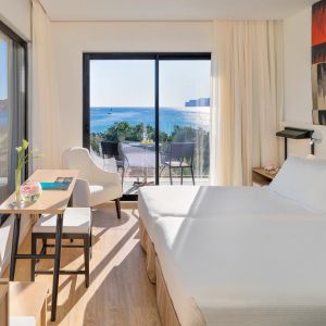 H10 Casa Del Mar