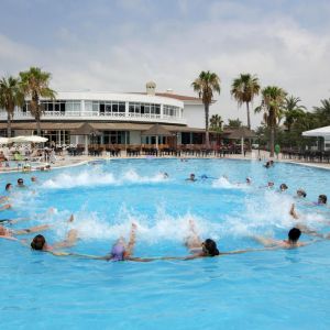 Hotel Euphoria Palm Beach Resort