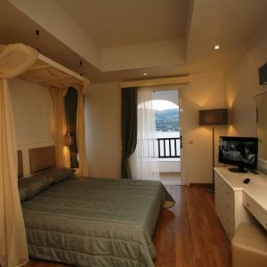 Hotel Mirini