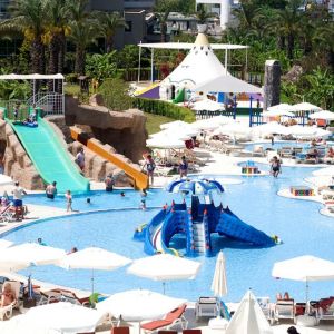 Hotel Miracle Resort