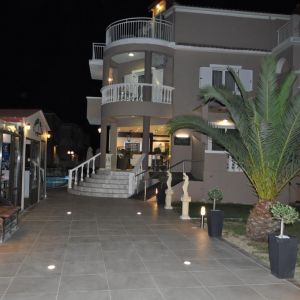 Garden Palace Laganas