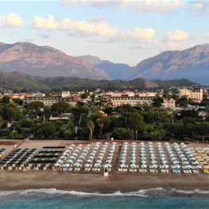 Lucida Beach Hotel