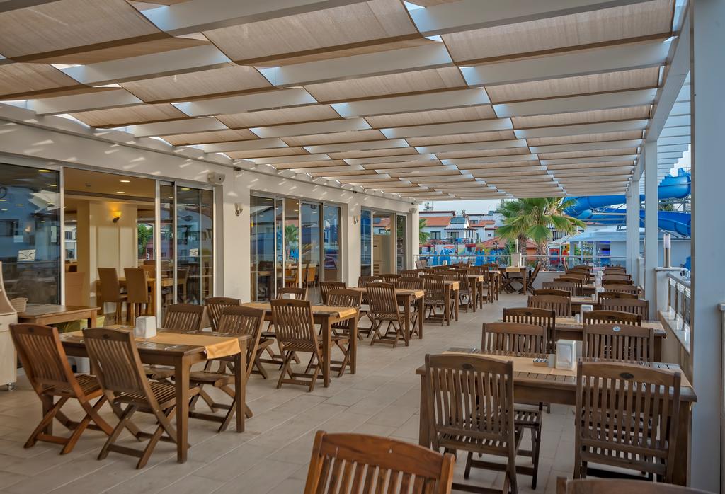 Hotel River Garden Holiday Village