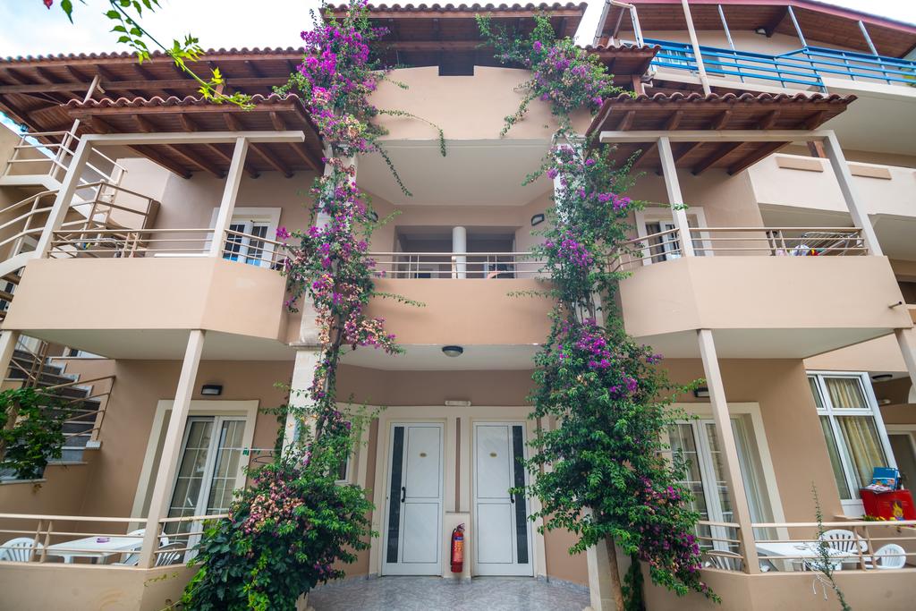 Hotel Nirvana Studios