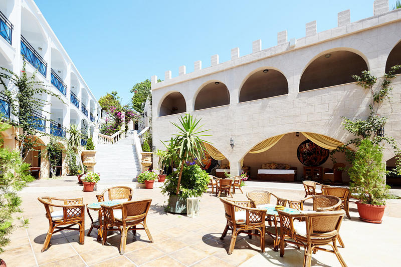 Hotel Castello di Rodi