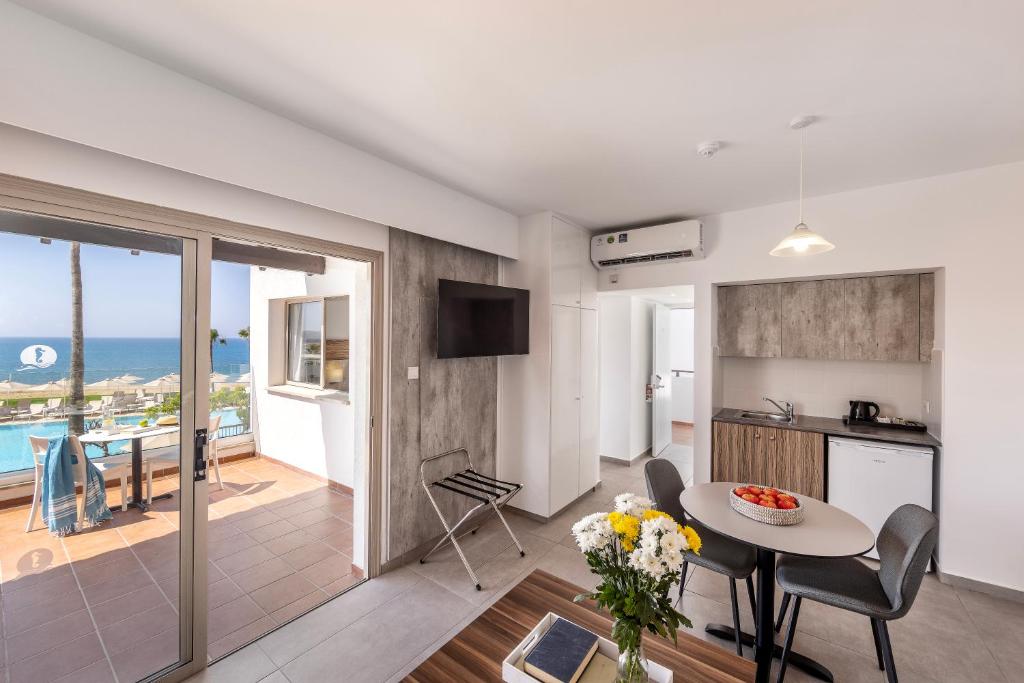 Hotel Kapetanios Aqua Resort ( ex.Aqua Sol Holiday Village)