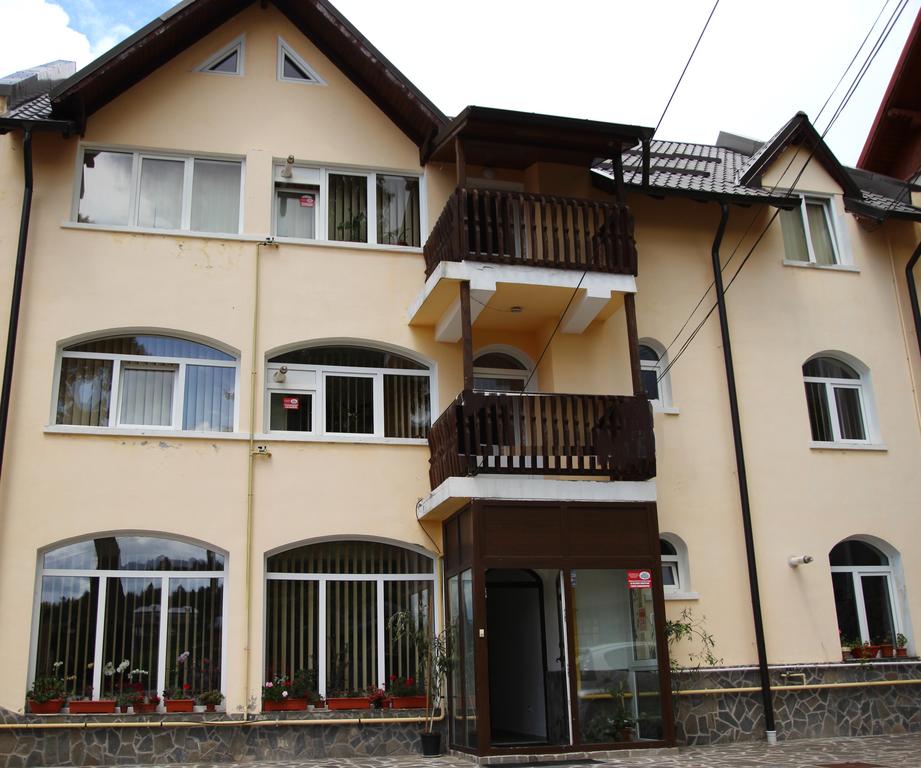 Pensiunea Gura de Rai