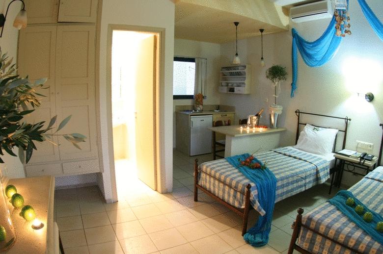 Hotel Golden Bay Apartments