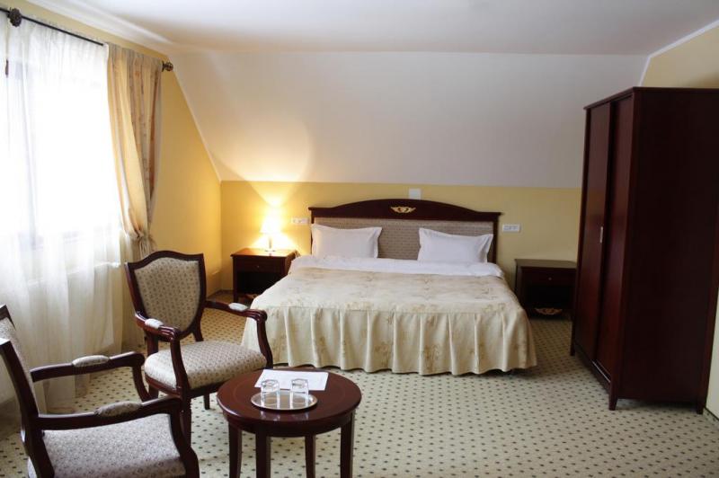 Complex Hanul Muresenilor