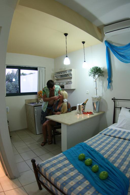 Hotel Golden Bay Apartments