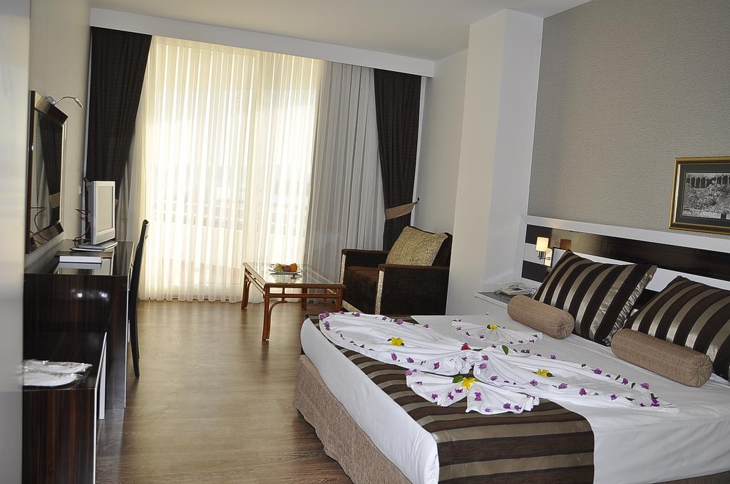 Hotel Royal Palm Resort