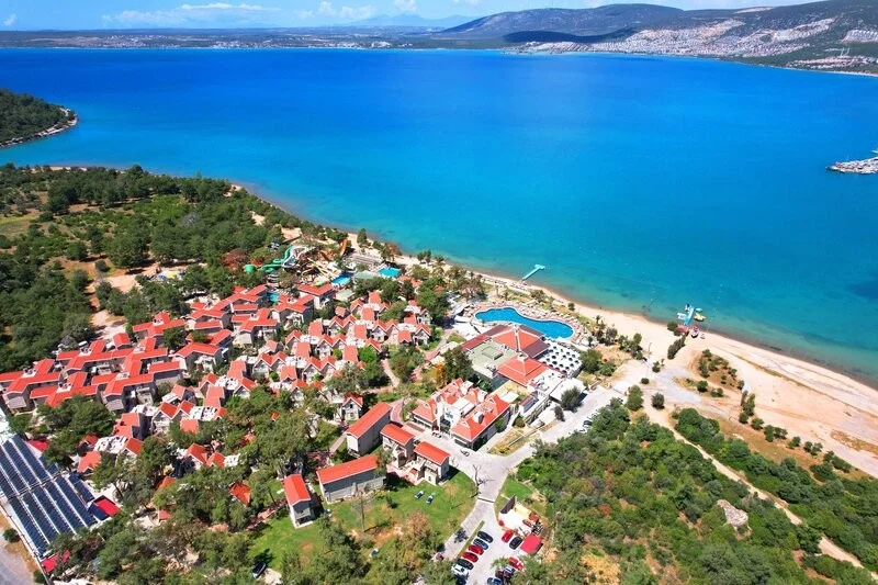 Long Beach Club Nature