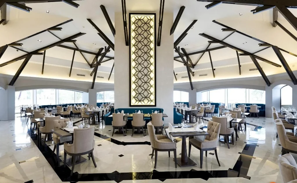 Long Beach Club Nature