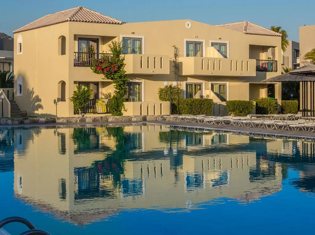 Akti Kalimera adults