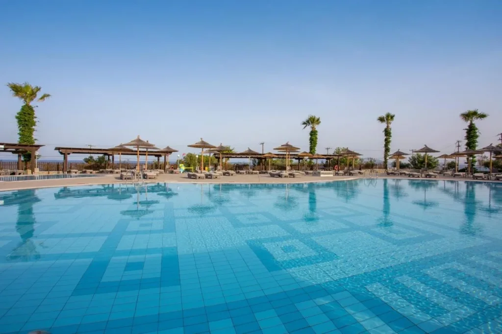 Grand Blue Beach Hotel