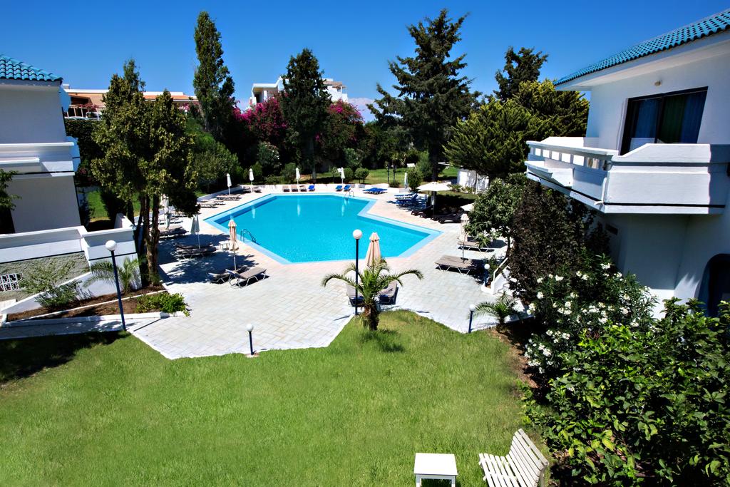 Larisa Boutique (Fost Rhodes Lykia Boutique)