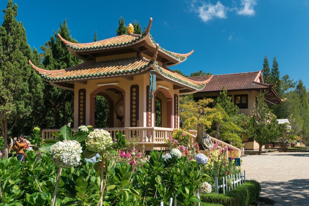 Circuit si Sejur Indochina: Vietnam-Laos-Cambodgia — Bucuresti