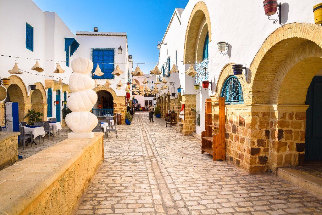 TUNISIA - Tara unica prin exotism, cultura si traditii 2027