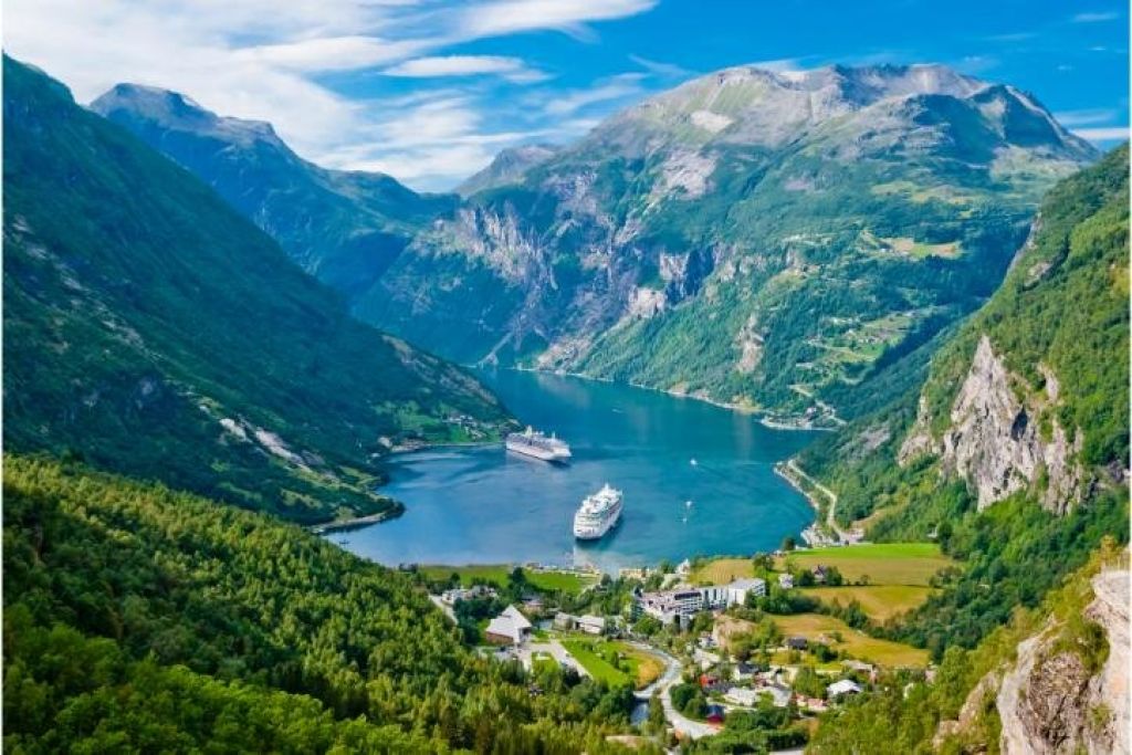 Croaziera in Europa de Nord cu Celebrity Eclipse