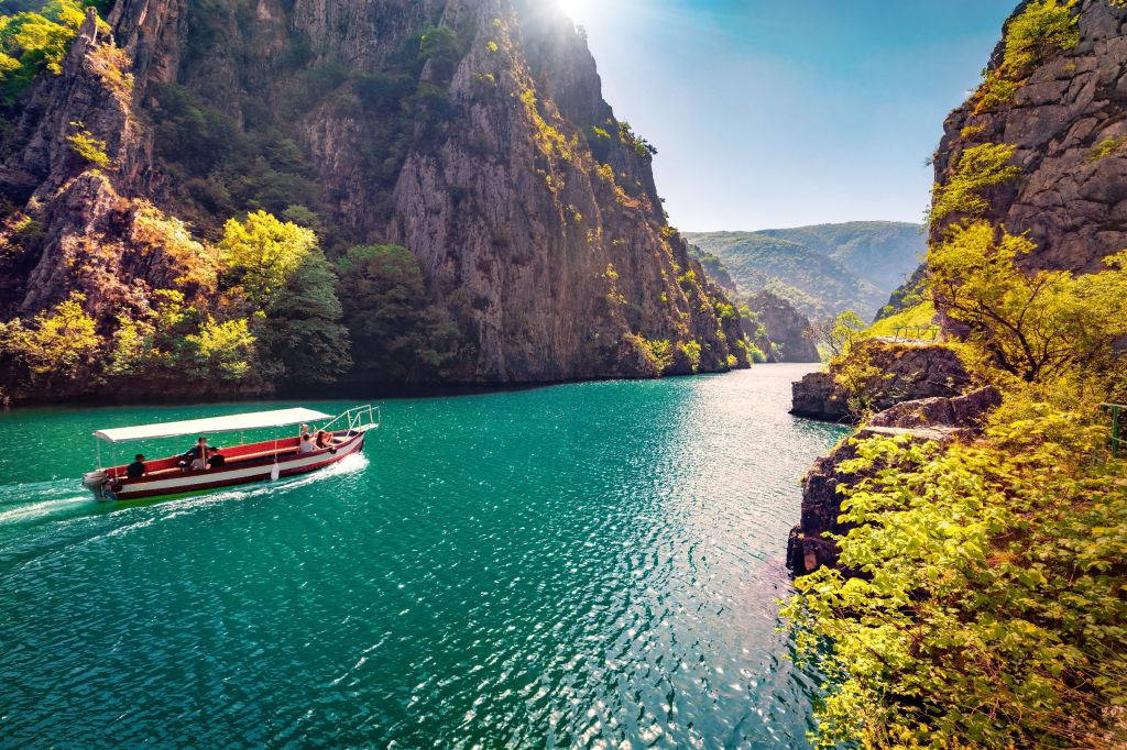 Muntenegru - Albania - Macedonia - Kosovo 2027