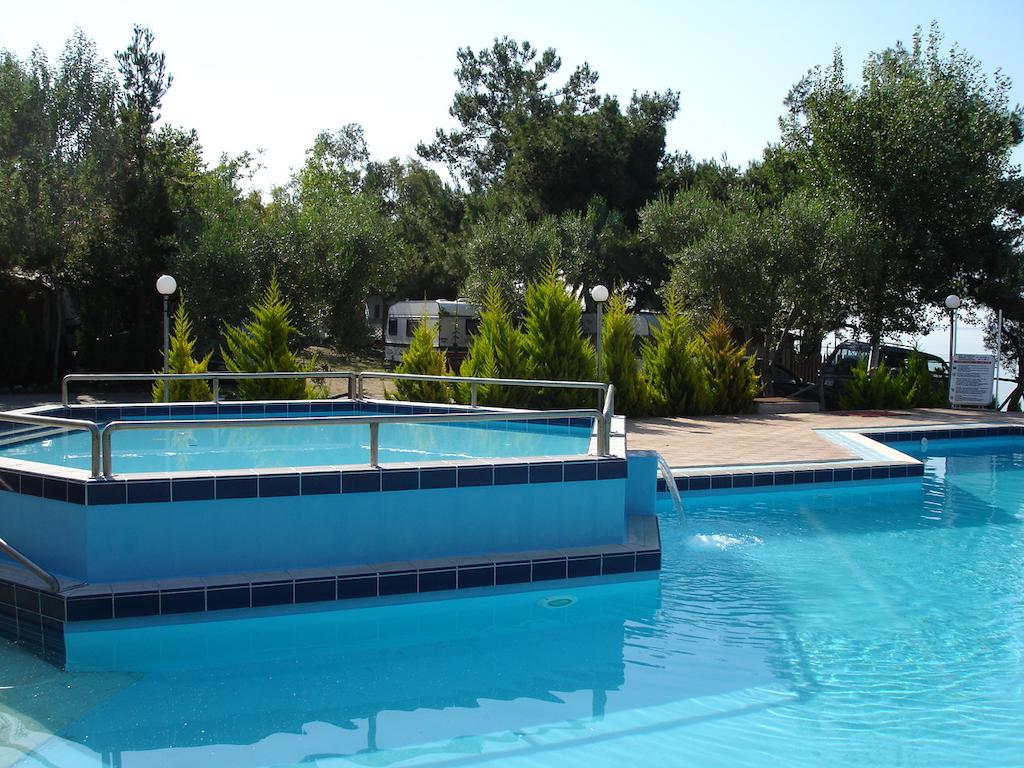 Kouyoni Bungalows Apartments