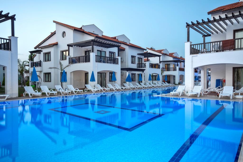 Hotel River Garden Holiday Village