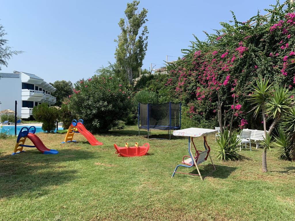 Larisa Boutique (Fost Rhodes Lykia Boutique)