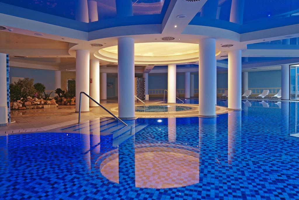 Hotel La Marquise Luxury Resort and Spa