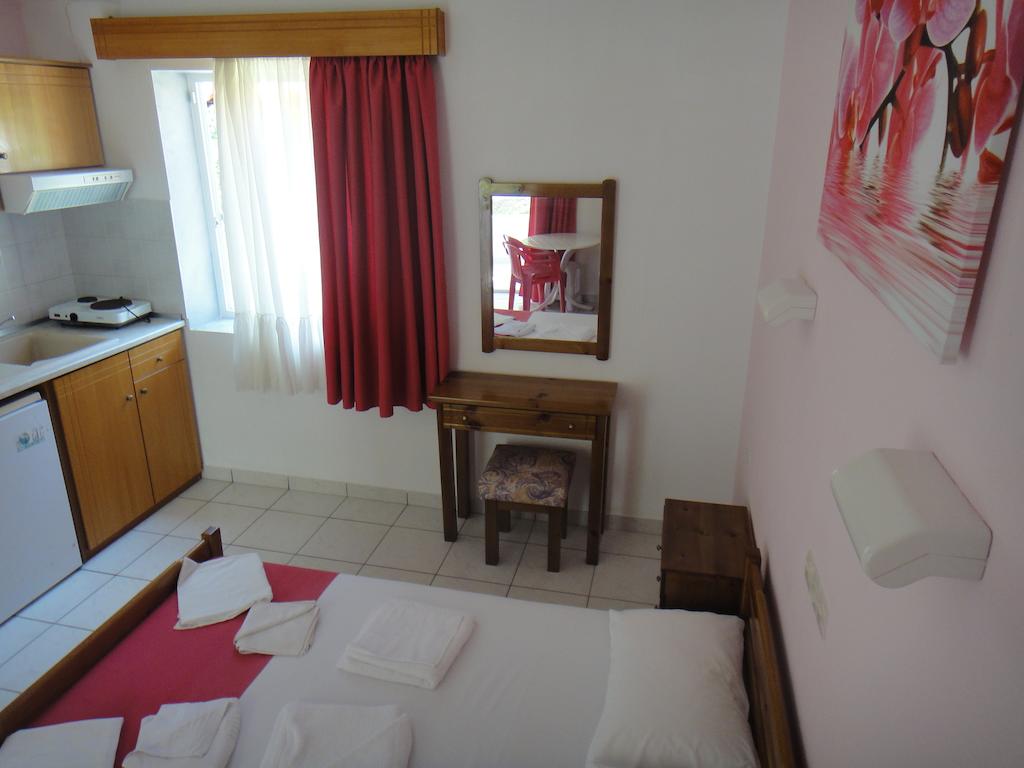 Kouyoni Bungalows Apartments