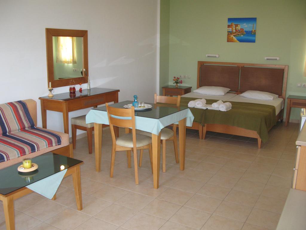 Fotis Studios Apartments