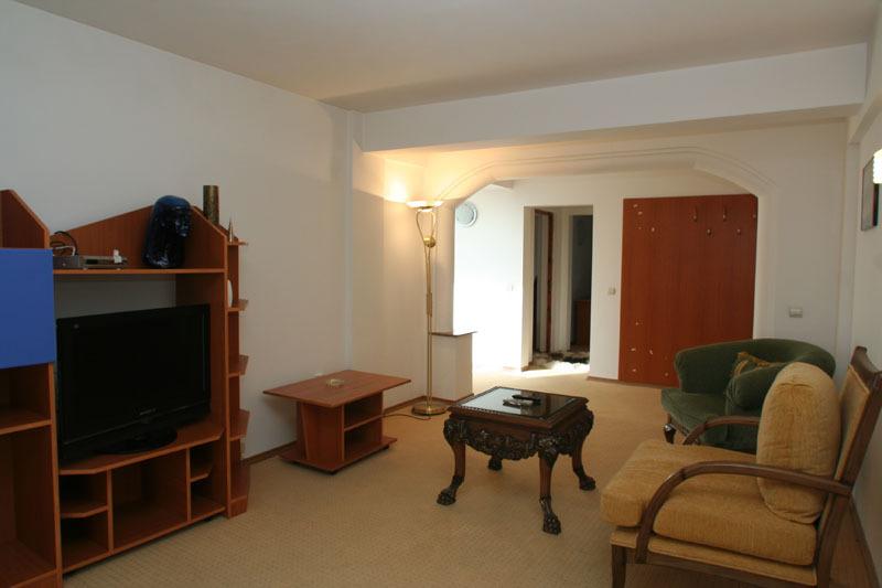 Hotel Cabana Trei Brazi