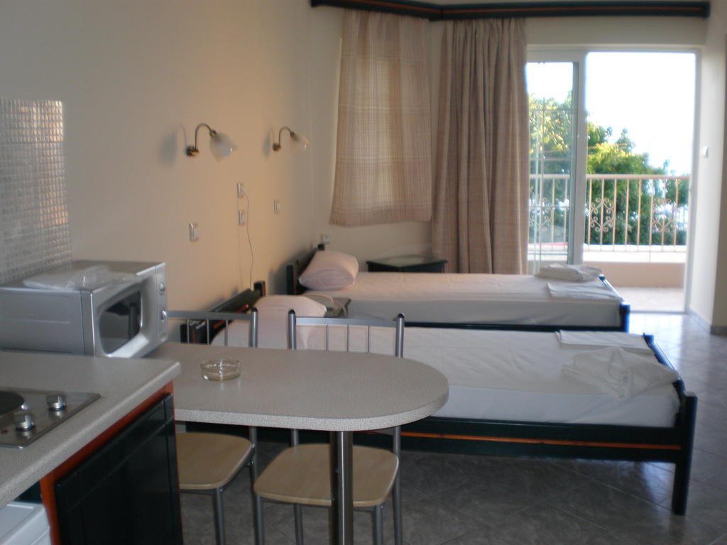 Hotel Nirvana Studios